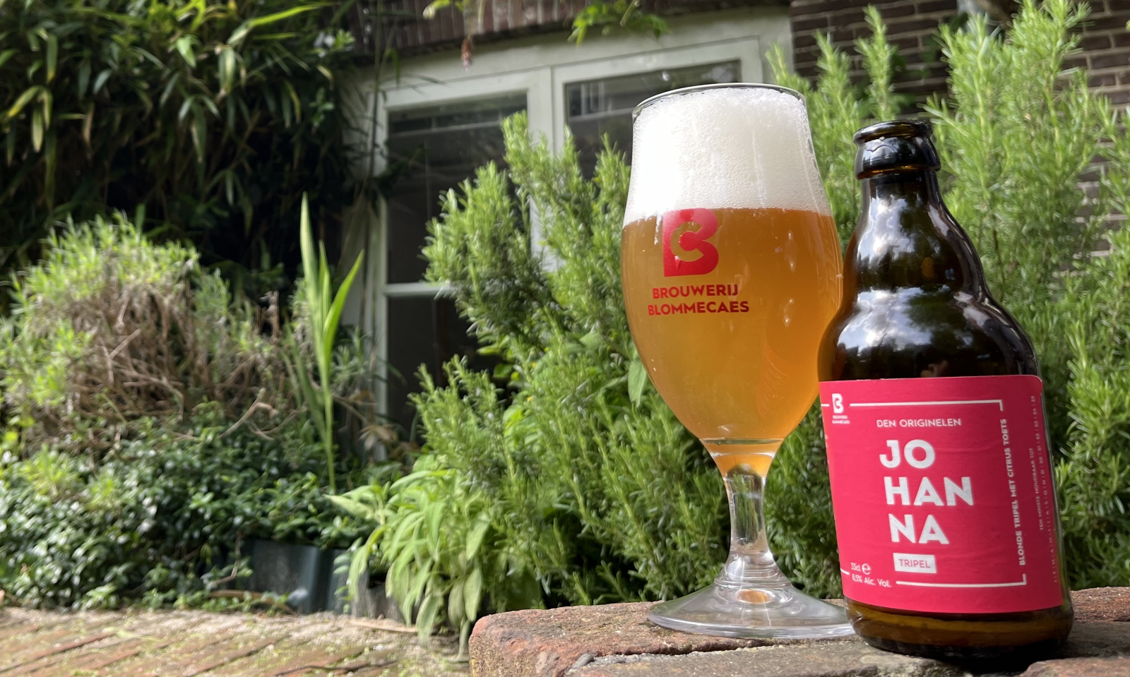 Tripel Johanna glas en flesje