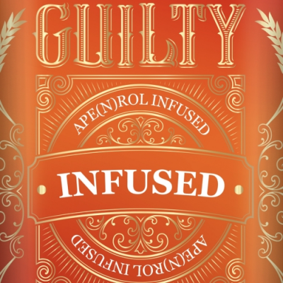 Oranje vintage label met de teksten Guilty, infused en ape(n)rol infused in witte sierletters.