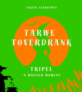 Groen bieretiket van Tarwe Toverdrank Tripel met oranje cirkel, heksenmotief en tarwehalmen.