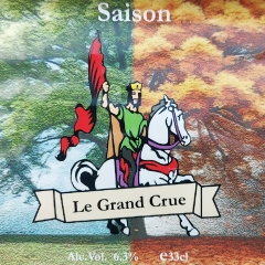 Kleurrijk Le Grand Crue Saison bieretiket met ruiter te paard, bosachtergrond en QR-code.