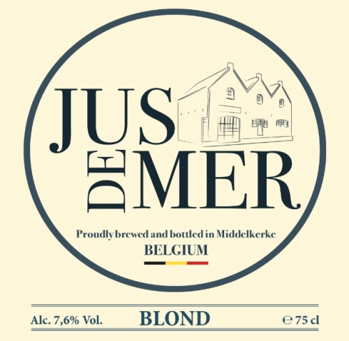 Crèmekleurig bieretiket van Jus de Mer Blond met rond logo, gebouwschets en Belgische vlag.