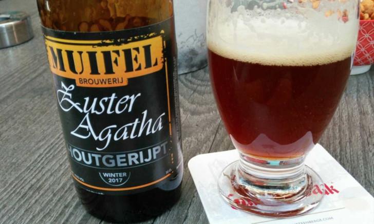 Zuster Agatha Houtgerijpt