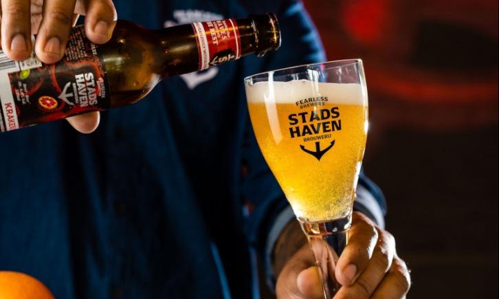 Stadshaven Kraken Blond ingeschonken