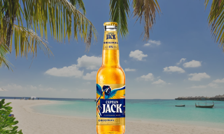 Captain Jack Original bier flesje op het strand