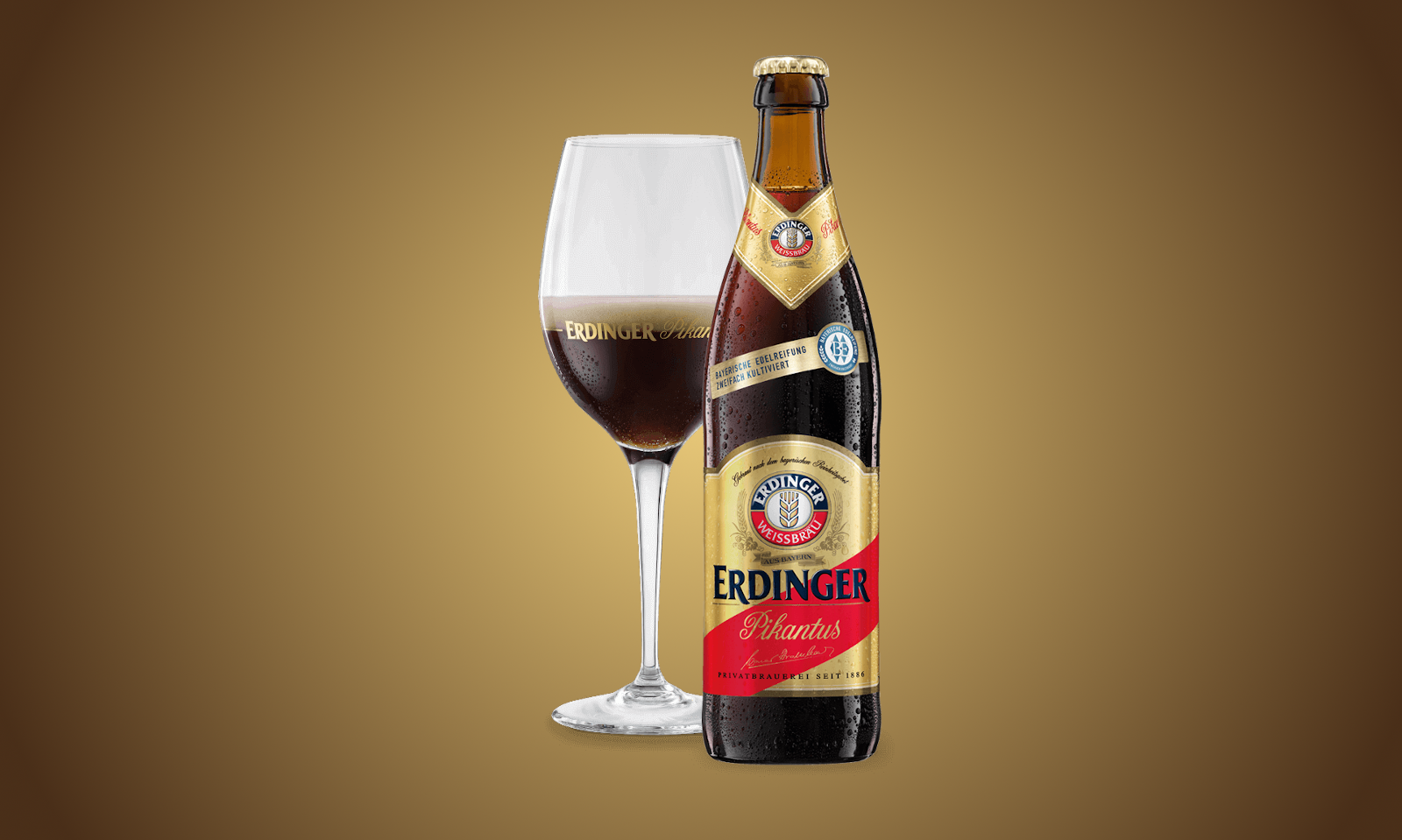 Erdinger Pikantus bier Erdinger Pikantus bier fles en glas