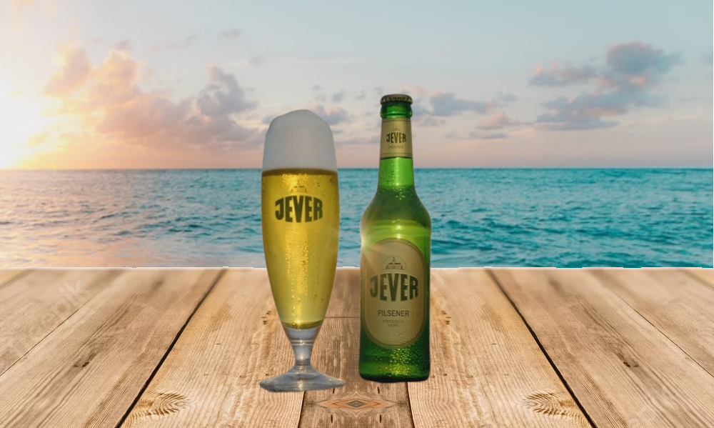 Jever Pilsener glas en fles