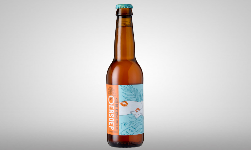 kiss me kiss me kiss me header