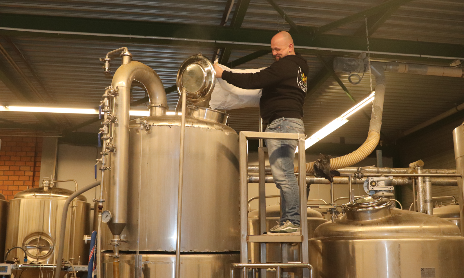 Mega Collab met 89 brouwerijen voor Stichting ALS