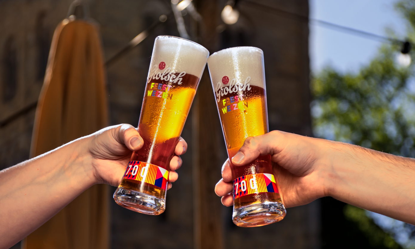 Proosten met Grolsch Feestweizen