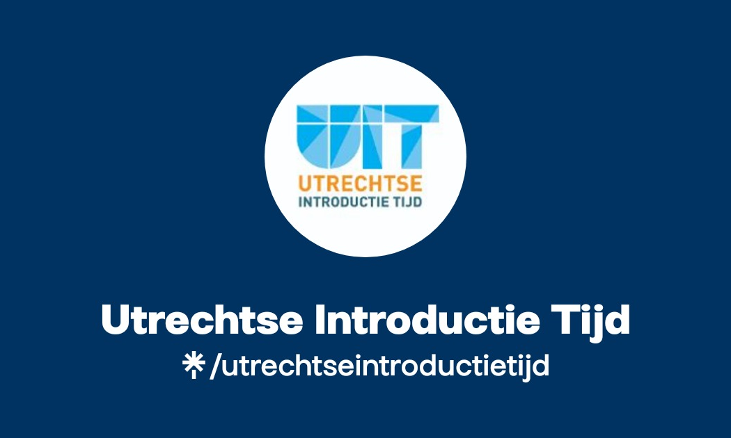 Donkerblauwe banner met UIT-logo en tekst Utrechtse Introductie Tijd en */utrechtseintroductietijd.