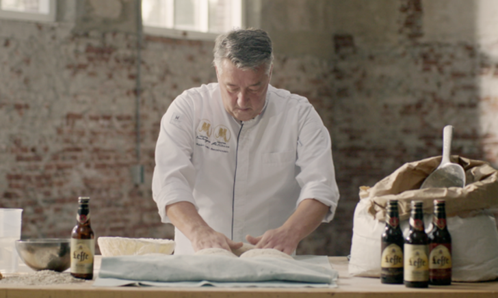 Robèrt maakt Leffe bierbrood Robèrt maakt Leffe bierbrood