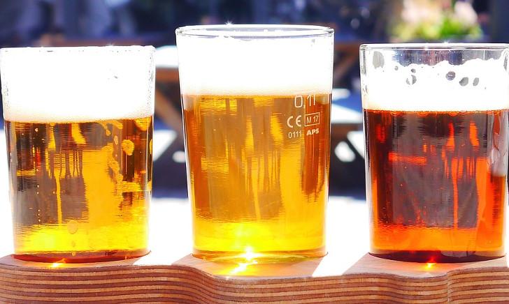 Belgen drinken meer speciaalbier, minder pils Belgen drinken meer speciaalbier, minder pils