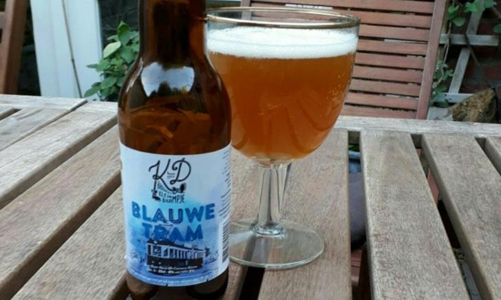 Blauwe Tram Tripel uitgeschonken Blauwe Tram Tripel uitgeschonken
