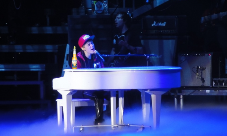 Justin Bieber met Corona // pixabay