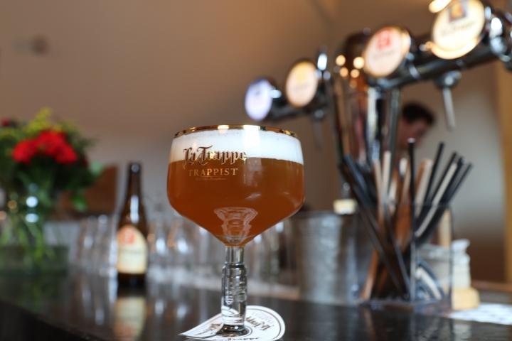 La Trappe Tripel op de bar in de horeca