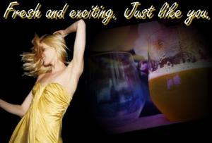 Vrouwelijke bieradvertentie 