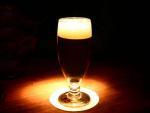 bier proeven in het donker