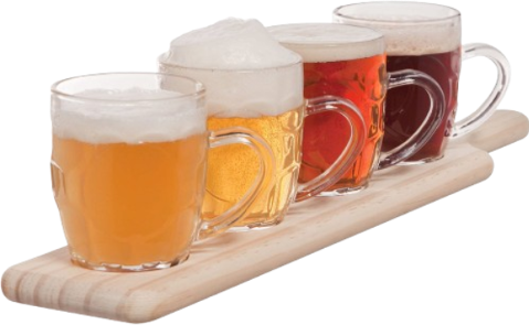 4 bierpullen op een houten plank