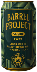 Blik van Kees Barrel Project 2025 Saison Brandy met groene en gouden opdruk.