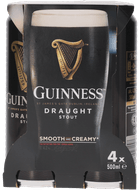 Verpakking van vier blikken Guinness Draught Stout van 500 milliliter.