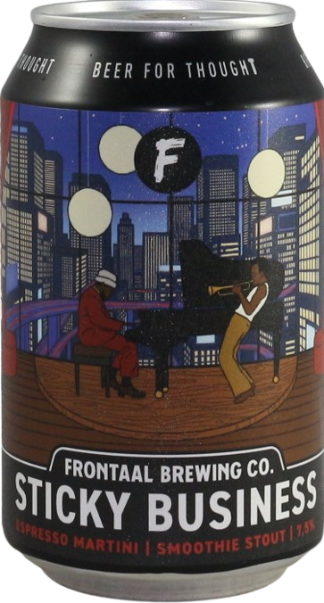 Blikje met nachtelijke stadsachtergrond, muzikanten en logo van Frontaal Brewing Co.