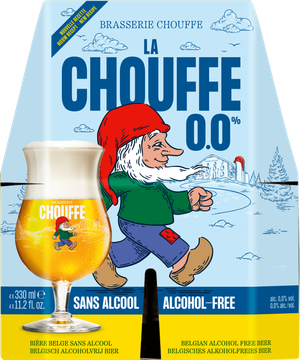 La Chouffe 0.0% vierpack met flesjes en afbeelding van kabouter op winterachtergrond.