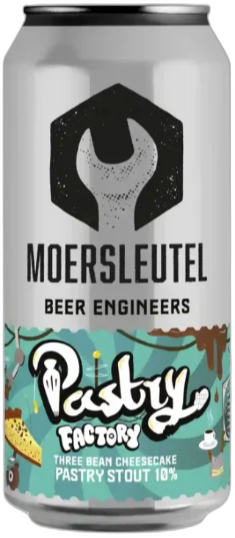 Blik Moersleutel Pastry Factory Three Bean Cheesecake pastry stout op witte achtergrond