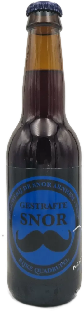 Donkere bierfles met blauw etiket Gestrafte Snor en snorlogo tegen een zwarte achtergrond.