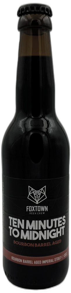 Donkere 33cl-fles Foxtown Ten Minutes to Midnight Bourbon Barrel Aged Imperial Stout op zwarte achtergrond