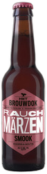 Bruine 33cl fles Brouwdok Smook Rauch Märzen met roze label en kroonkurk