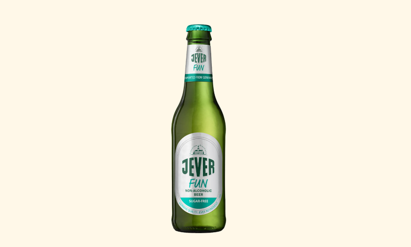 Non alcoholic bier maar wel met een beetje alcohol Jever Fun flesje