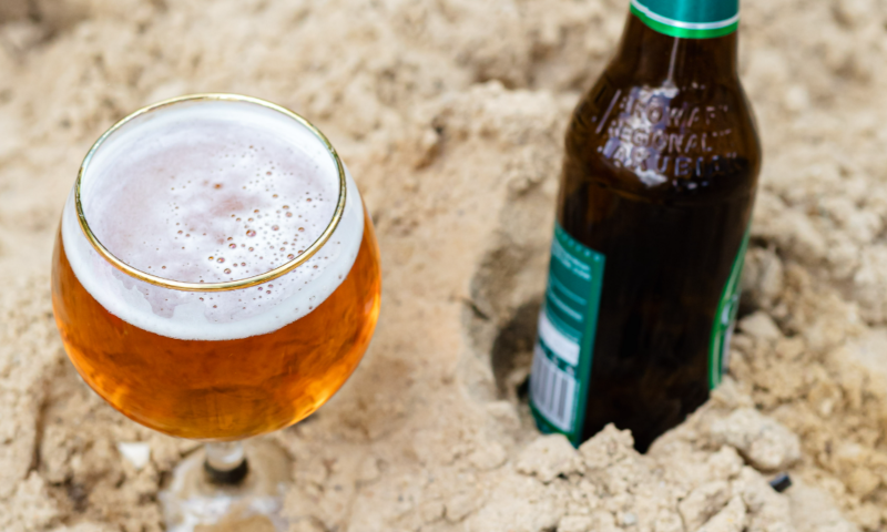 Bier op het strand / Pexels Bier op het strand